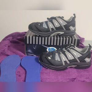 Dr. Comfort Performance X Therapeutic Athletic Sneakers, Size 9W, New In Box